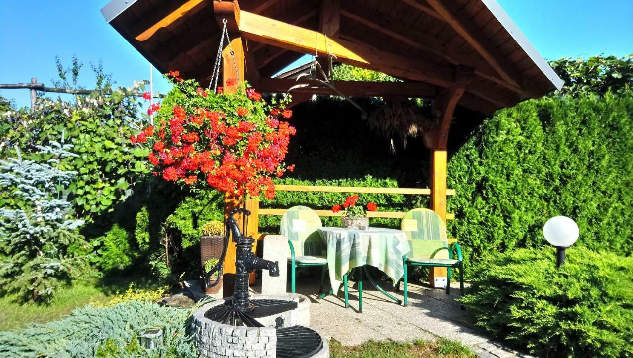 Garden Janša